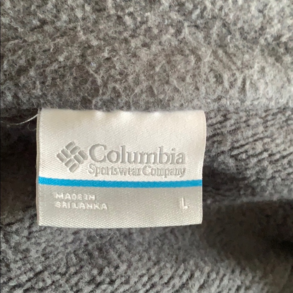 Columbia sweater - Picture 3 of 3